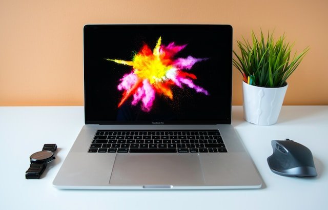 Power and Elegance Unveiled: Exploring the MacBook 16-inch